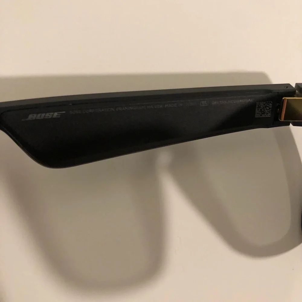 NEW - Bose Frames Alto S/M - Bluetooth Audio Sunglasses